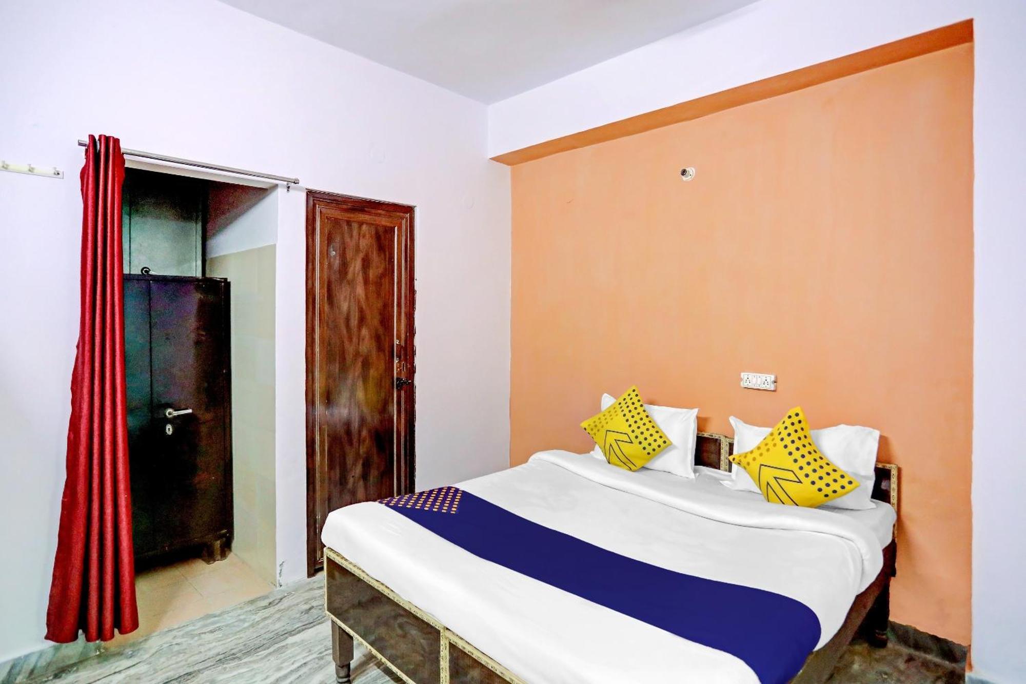SPOT ON 78763 Raj Hotel Vip Kālkāji Devi Exterior foto
